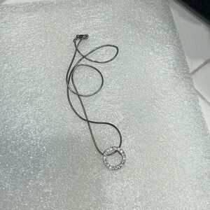 Crystal silver pendant necklace